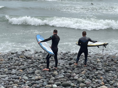 How to learn surfing in Miraflores, Lima